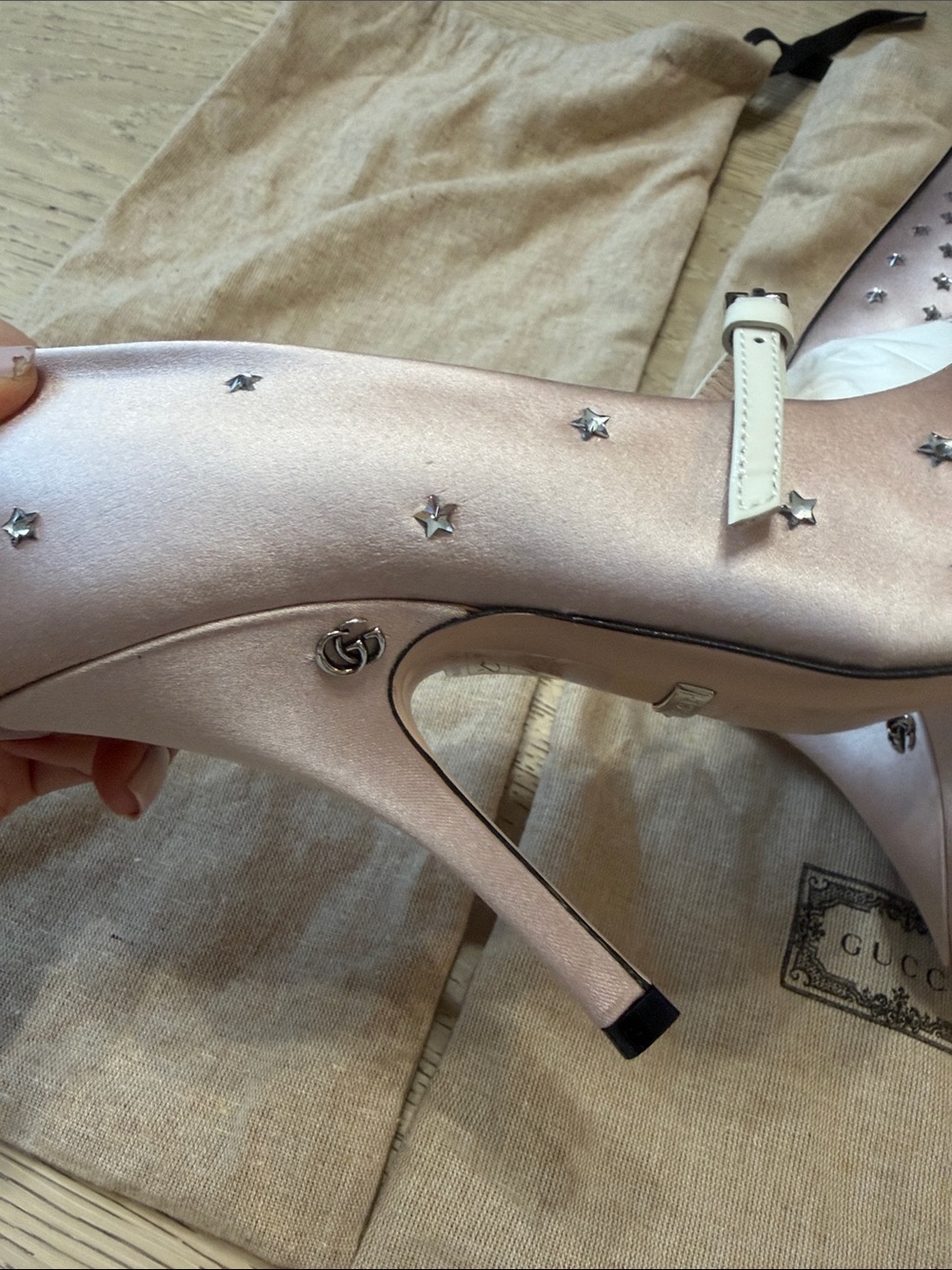 Gucci Blush Pink Star-Embellished Pointed Mary Jane Heels - Picture 4 of 5